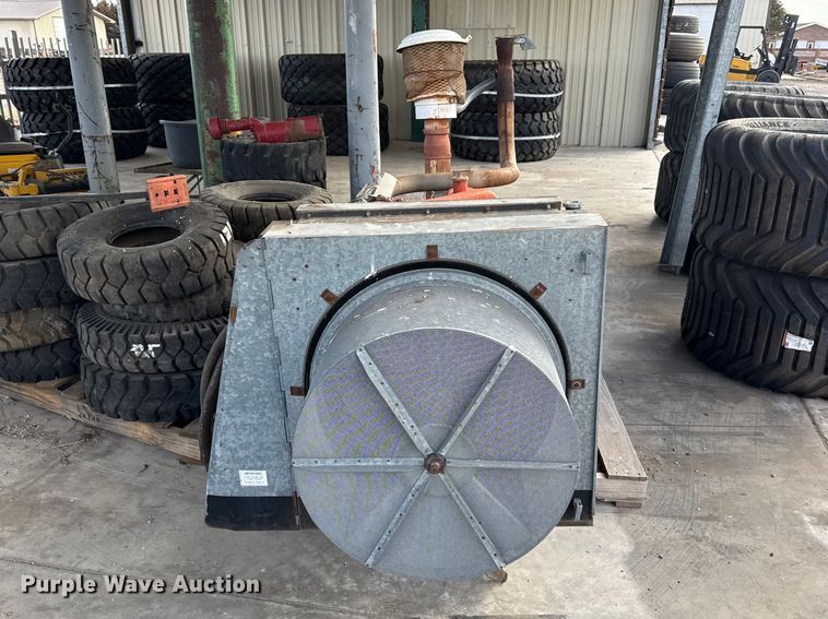 image for item DZ5222 Allis Chalmers 3500 engine