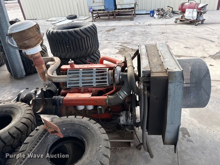 image for item DZ5222 Allis Chalmers 3500 engine