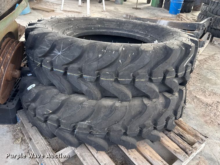 image for item DZ5223 (2) tires
