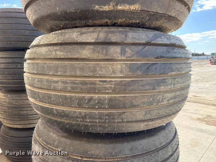 image for item DZ5225 (4) tires and wheels