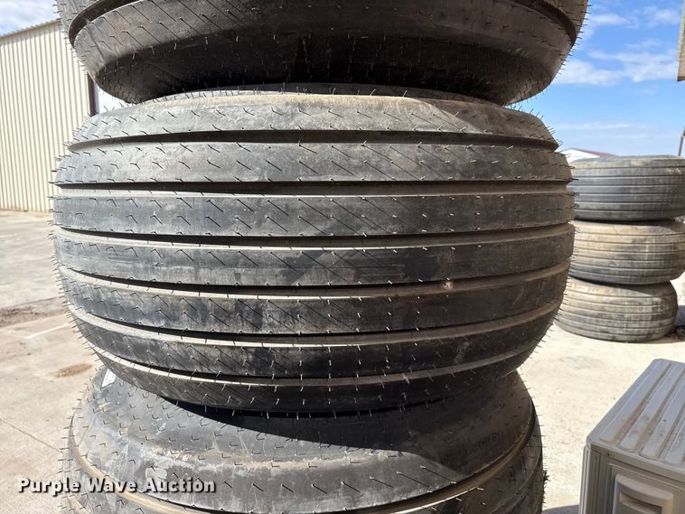 image for item DZ5225 (4) tires and wheels