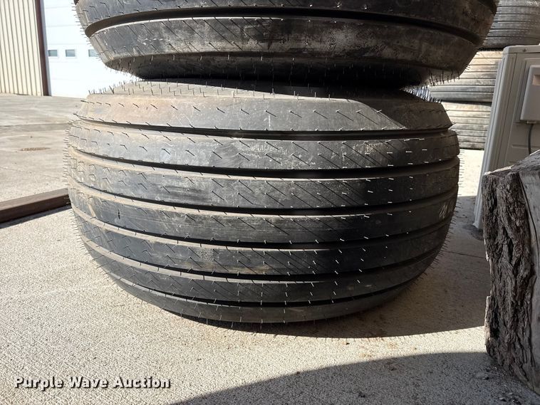 image for item DZ5225 (4) tires and wheels