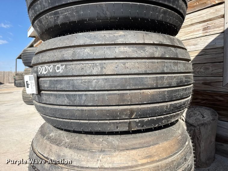 image for item DZ5225 (4) tires and wheels