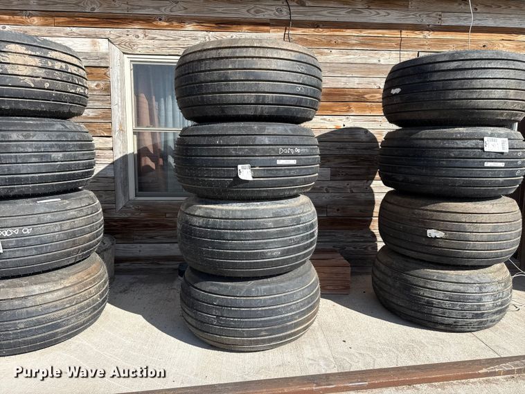 image for item DZ5226 (4) tires and wheels
