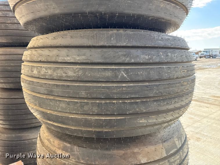 image for item DZ5226 (4) tires and wheels