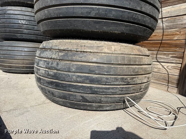 image for item DZ5227 (4) tires and wheels