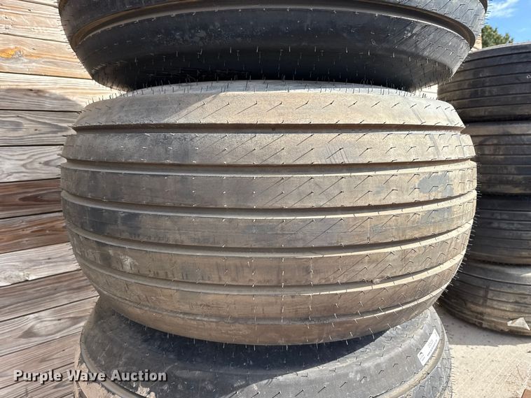 image for item DZ5229 (4) tires and wheels