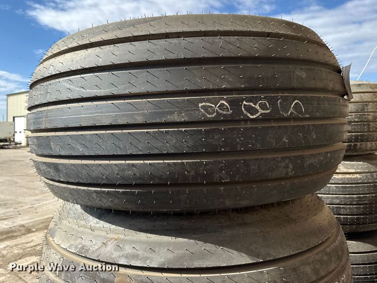 image for item DZ5229 (4) tires and wheels