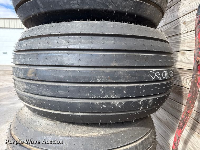 image for item DZ5230 (4) tires and wheels