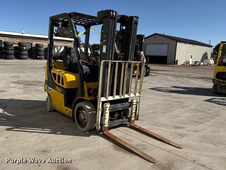 image for item DZ5232 Yale GLC050VXNESE083 forklift