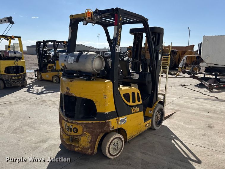 image for item DZ5232 Yale GLC050VXNESE083 forklift