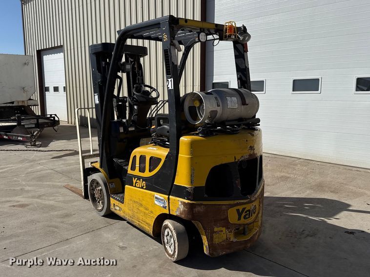image for item DZ5232 Yale GLC050VXNESE083 forklift