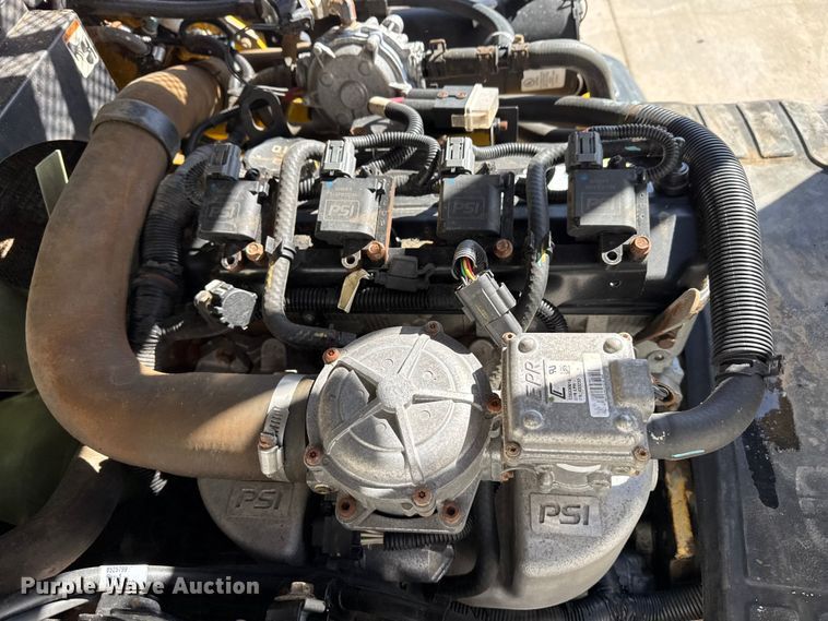 image for item DZ5232 Yale GLC050VXNESE083 forklift