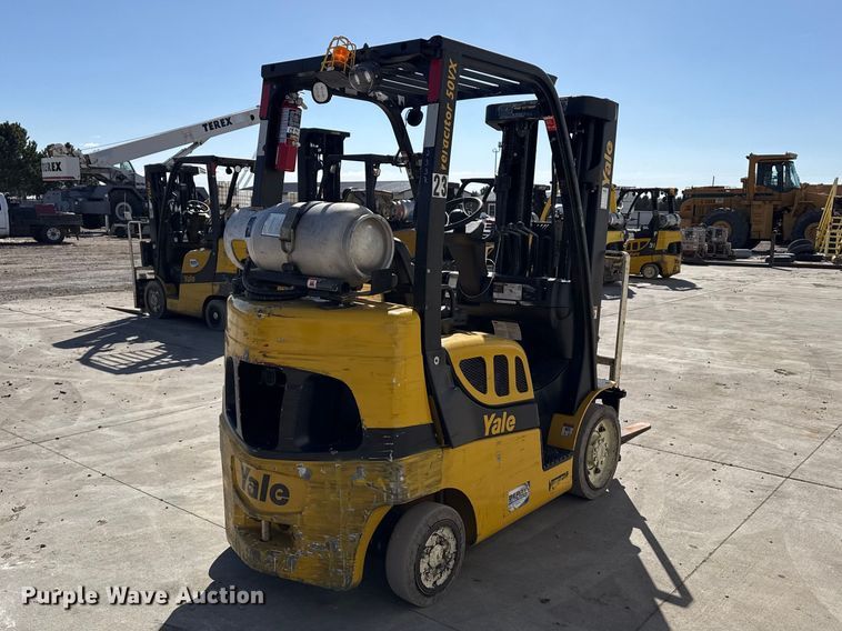 image for item DZ5236 Yale GLC050VXNEAE085 forklift