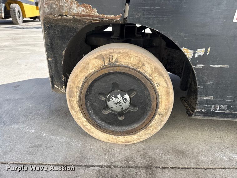 image for item DZ5237 Hyster S50FT forklift