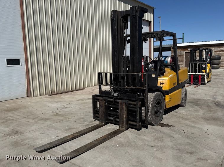 image for item DZ5239 Yale GLP120MJNGBE108 forklift