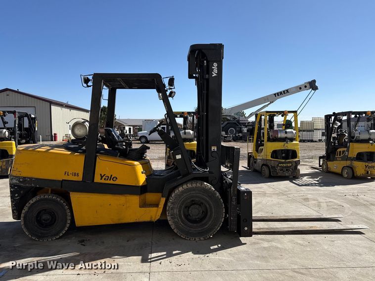 image for item DZ5239 Yale GLP120MJNGBE108 forklift