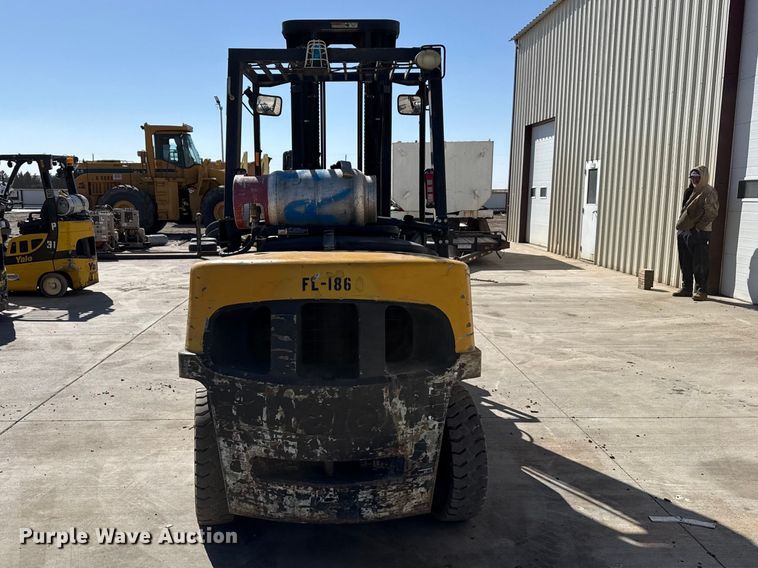 image for item DZ5239 Yale GLP120MJNGBE108 forklift