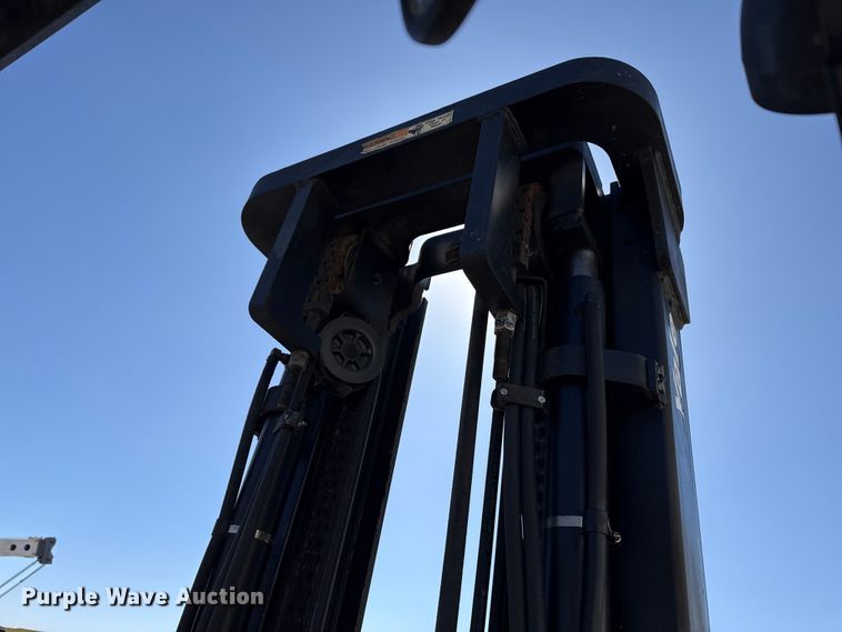 image for item DZ5239 Yale GLP120MJNGBE108 forklift