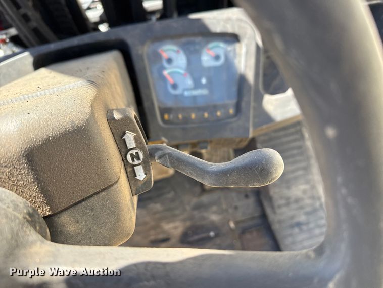 image for item DZ5239 Yale GLP120MJNGBE108 forklift