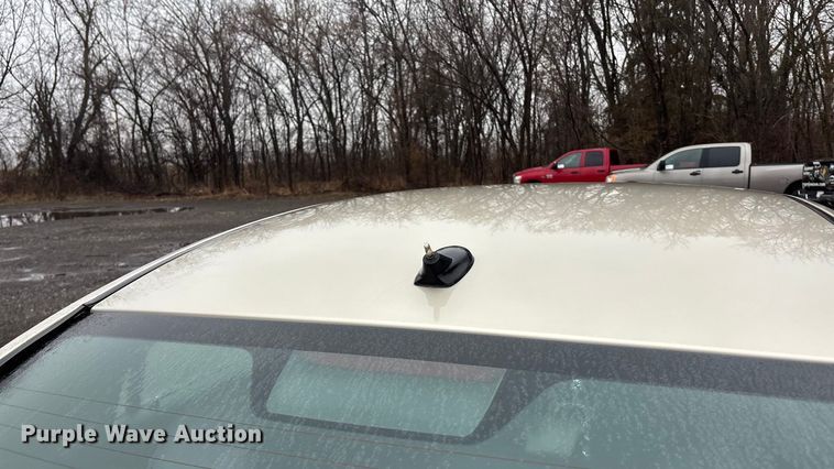 image for item EA4470 2013 Chrysler 200 