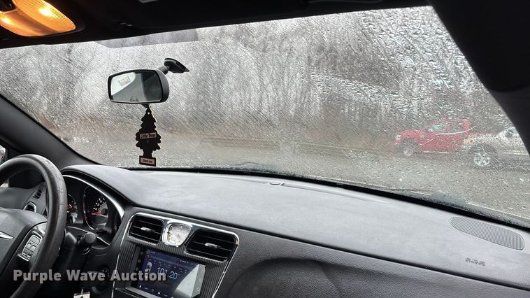 image for item EA4470 2013 Chrysler 200 