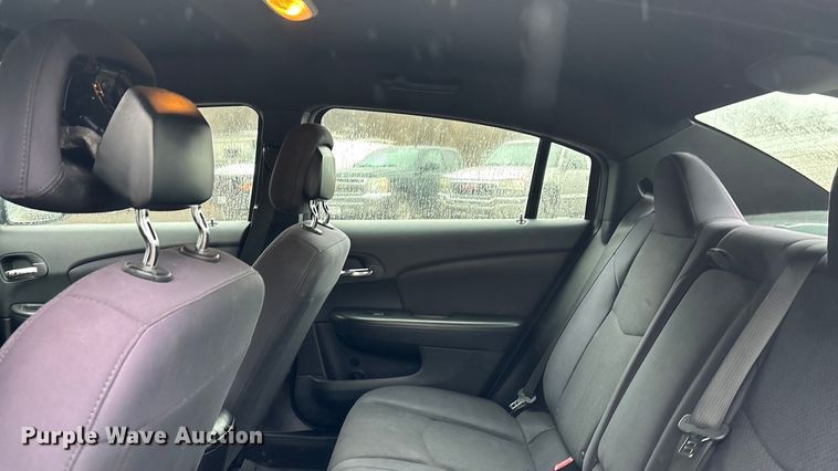 image for item EA4470 2013 Chrysler 200 