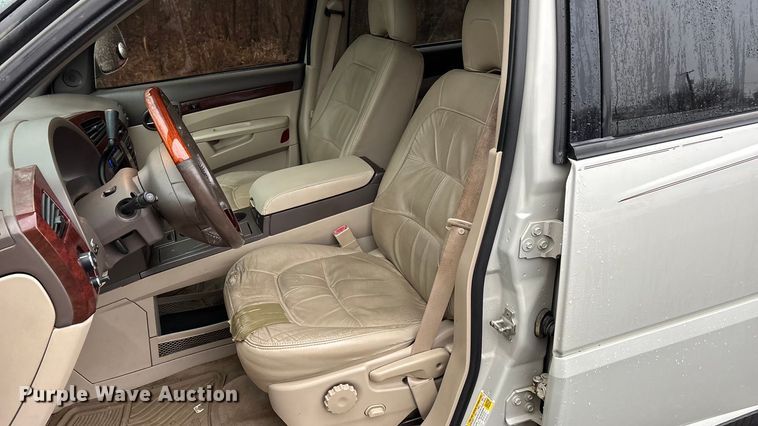 image for item EA4472 2006 Buick Rendezvous SUV