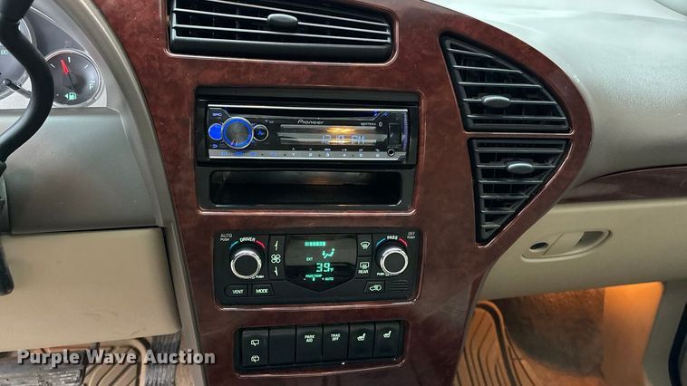 image for item EA4472 2006 Buick Rendezvous SUV