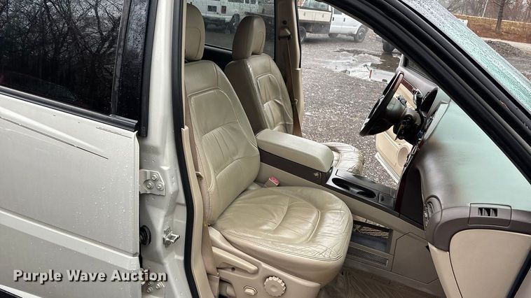 image for item EA4472 2006 Buick Rendezvous SUV