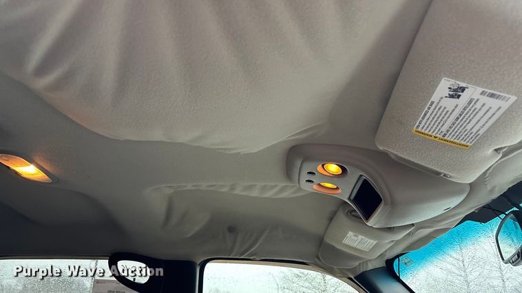 image for item EA4475 2005 GMC Sierra 1500 Crew Cab pickup truck