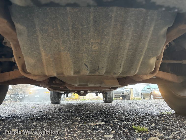 image for item EA4476 2013 Chevrolet Silverado 1500 Ext. Cab pickup truck