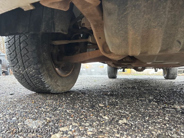 image for item EA4476 2013 Chevrolet Silverado 1500 Ext. Cab pickup truck