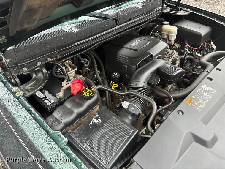 image for item EA4476 2013 Chevrolet Silverado 1500 Ext. Cab pickup truck