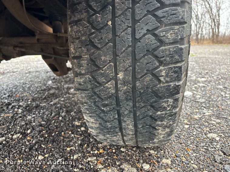 image for item EA4476 2013 Chevrolet Silverado 1500 Ext. Cab pickup truck