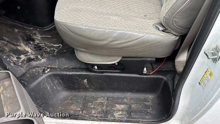 image for item EA4477 2016 GMC Savana G2500 van