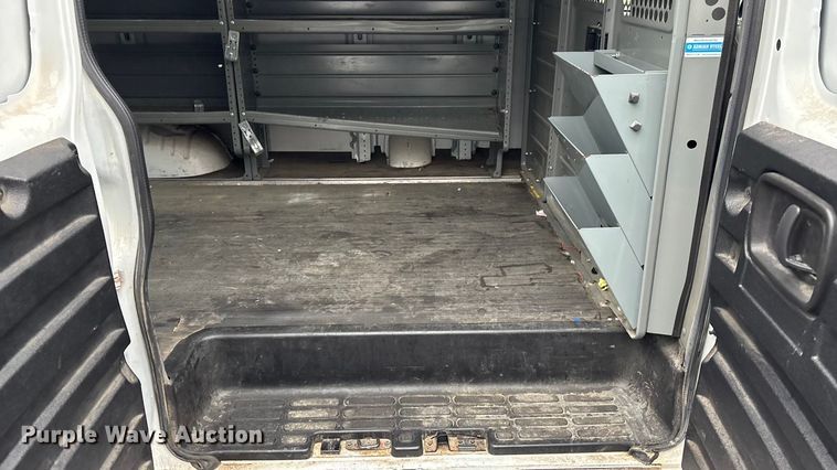 image for item EA4477 2016 GMC Savana G2500 van