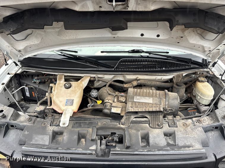 image for item EA4477 2016 GMC Savana G2500 van