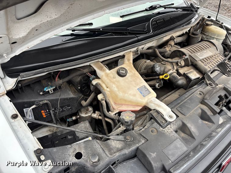 image for item EA4477 2016 GMC Savana G2500 van