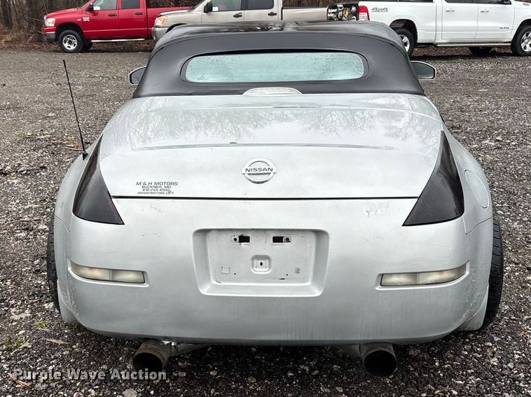 image for item EA4478 2004 Nissan 350Z convertible