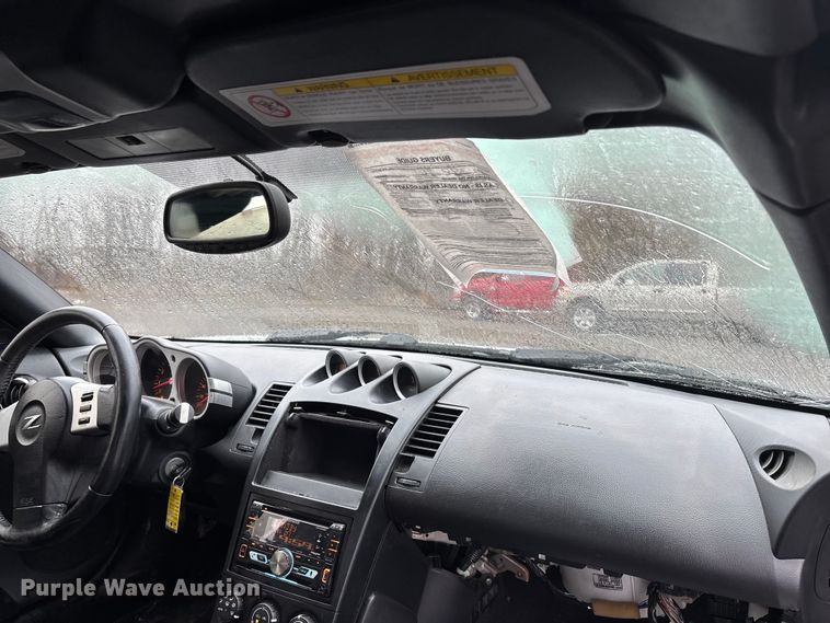 image for item EA4478 2004 Nissan 350Z convertible