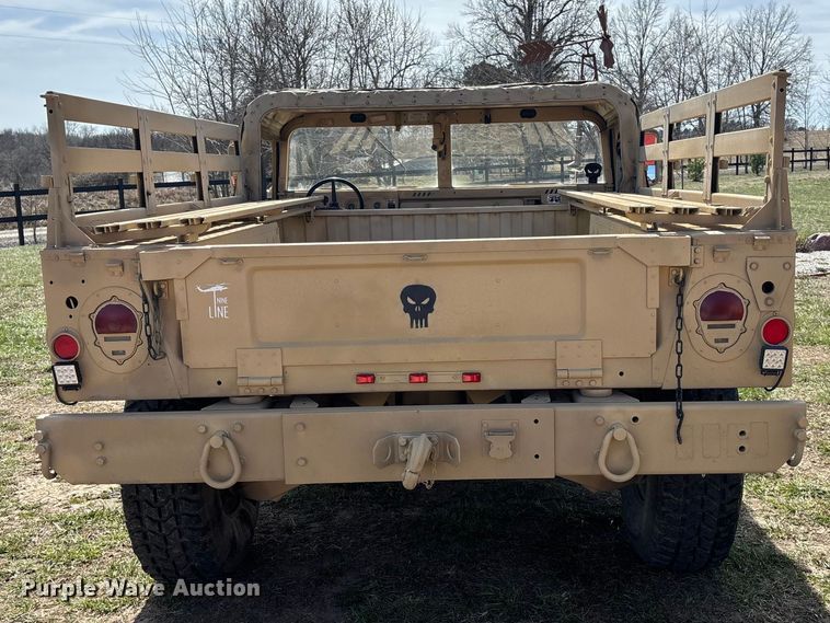 image for item EA4566 2007 AM General M1097R1 SUV