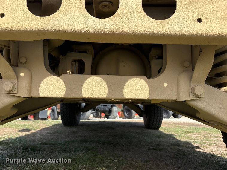 image for item EA4566 2007 AM General M1097R1 SUV