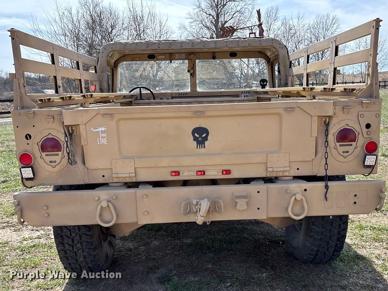 image for item EA4566 2007 AM General M1097R1 SUV