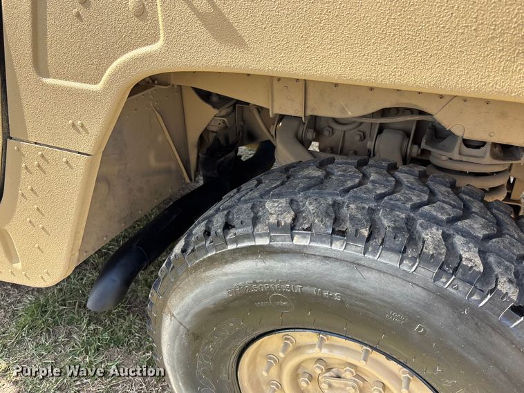 image for item EA4566 2007 AM General M1097R1 SUV