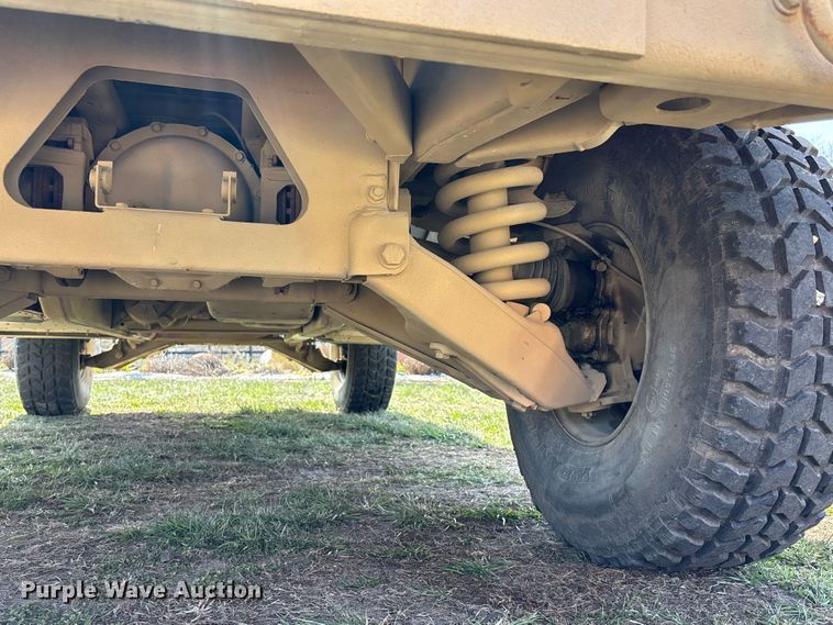 image for item EA4566 2007 AM General M1097R1 SUV