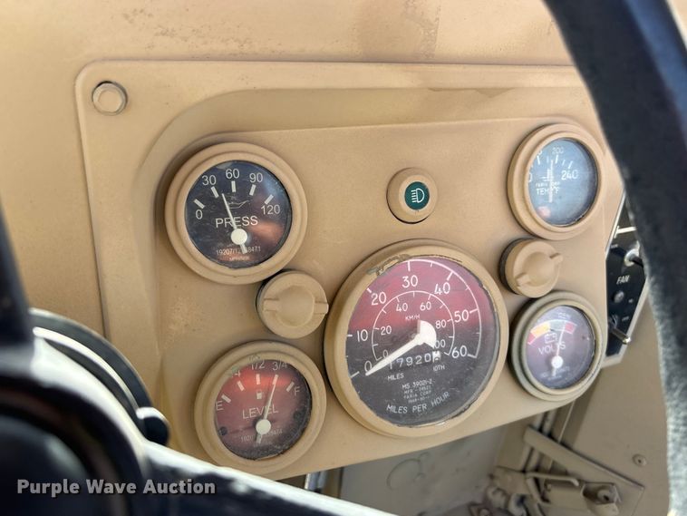 image for item EA4566 2007 AM General M1097R1 SUV