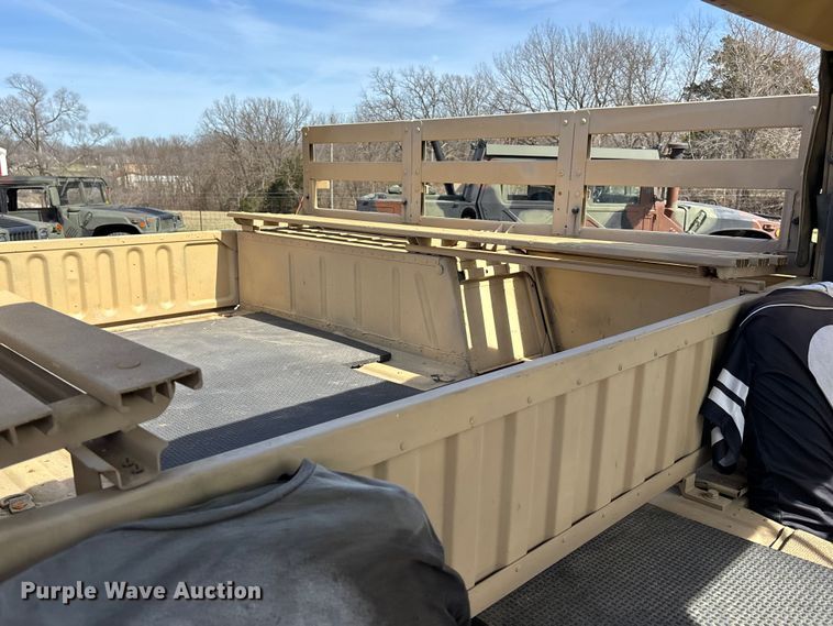 image for item EA4566 2007 AM General M1097R1 SUV