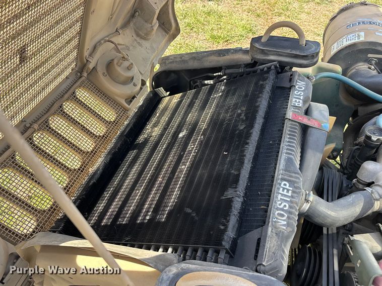 image for item EA4566 2007 AM General M1097R1 SUV