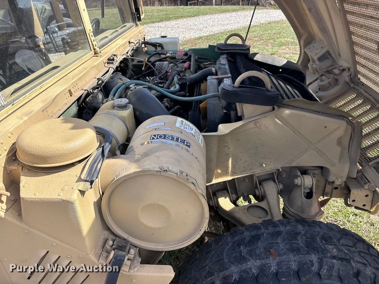 image for item EA4566 2007 AM General M1097R1 SUV